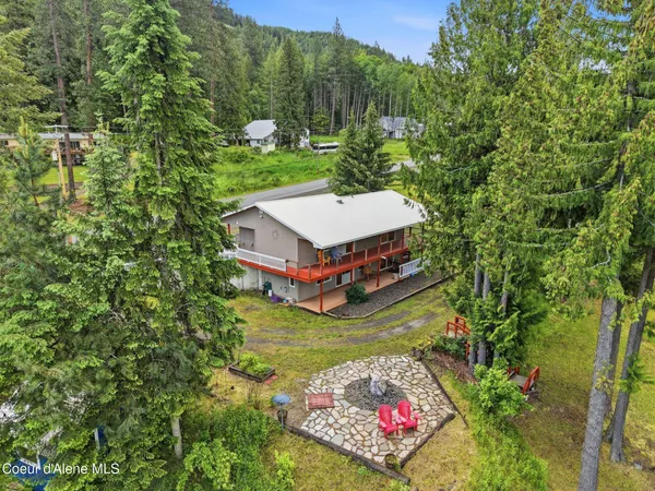 $625,000 | 955 Bottle Bay Road, Sagle, ID 83860