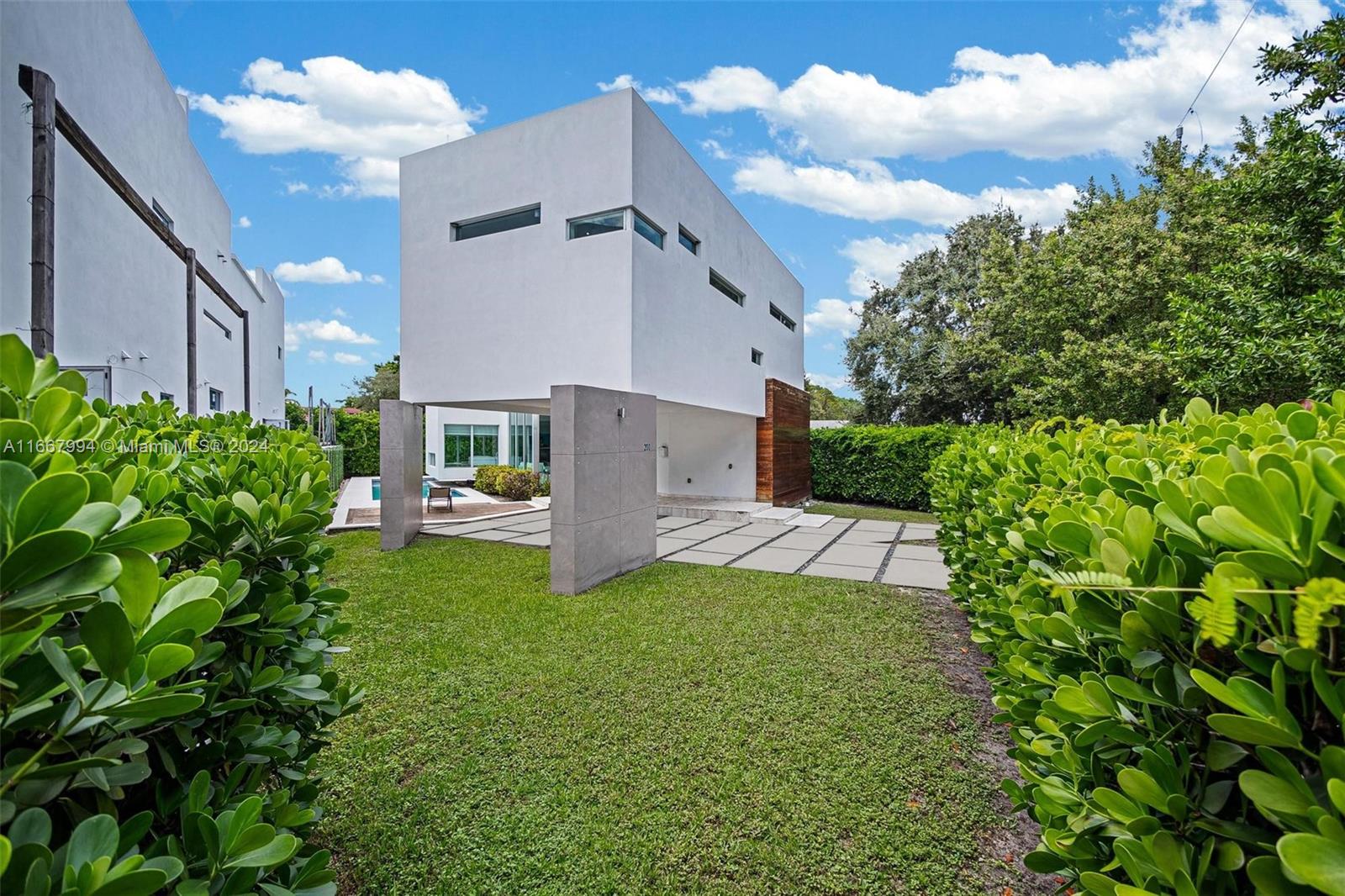 200 Southwest 32nd Road Miami, FL 33129 - Photo 74 of 74 Gallery Image 74