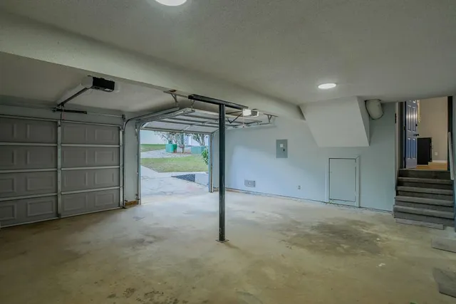 a view of a garage