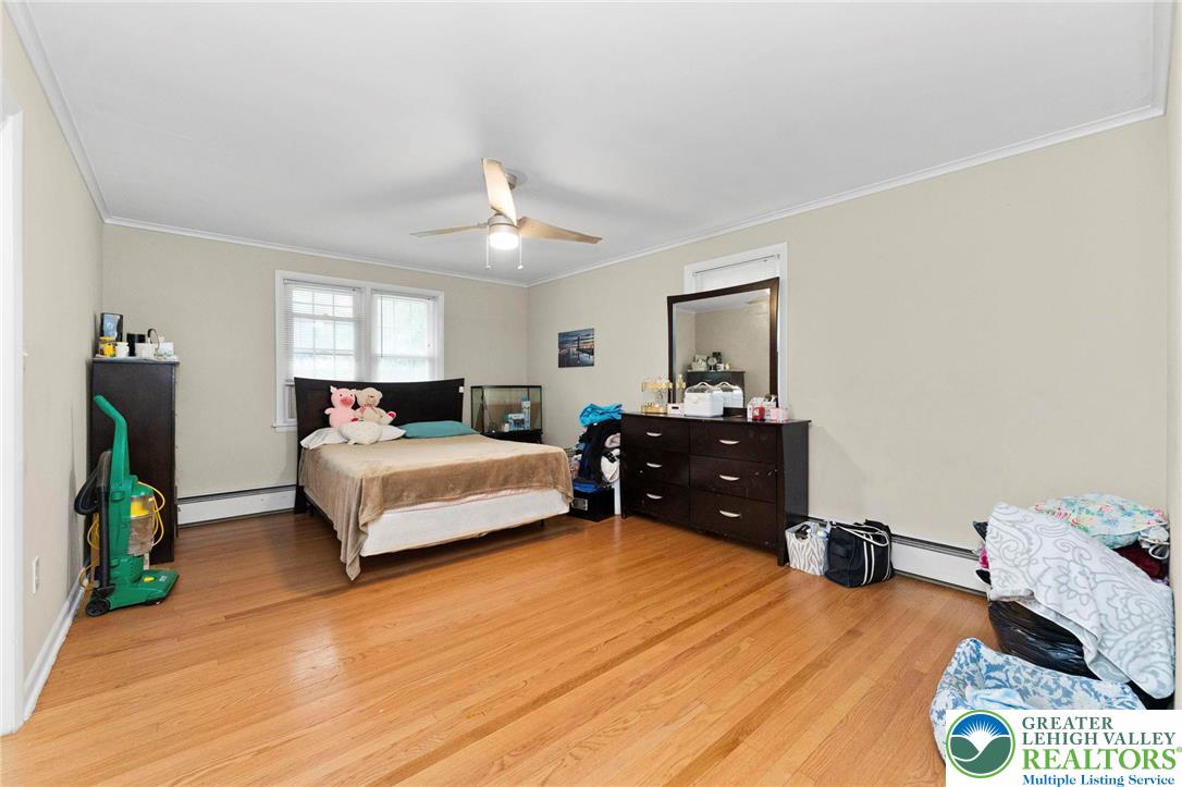 4116 Springmill Road Whitehall, PA 18052 - Photo 18 of 30 Gallery Image 18