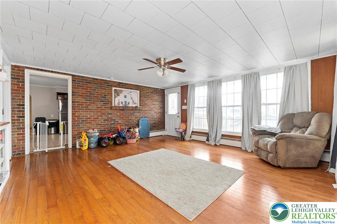 4116 Springmill Road Whitehall, PA 18052 - Photo 8 of 30 Gallery Image 8