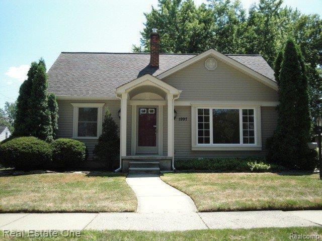1997 Cambridge Road Berkley, MI 48072 - Photo 1 of 25 Appealing both inside & out!!!