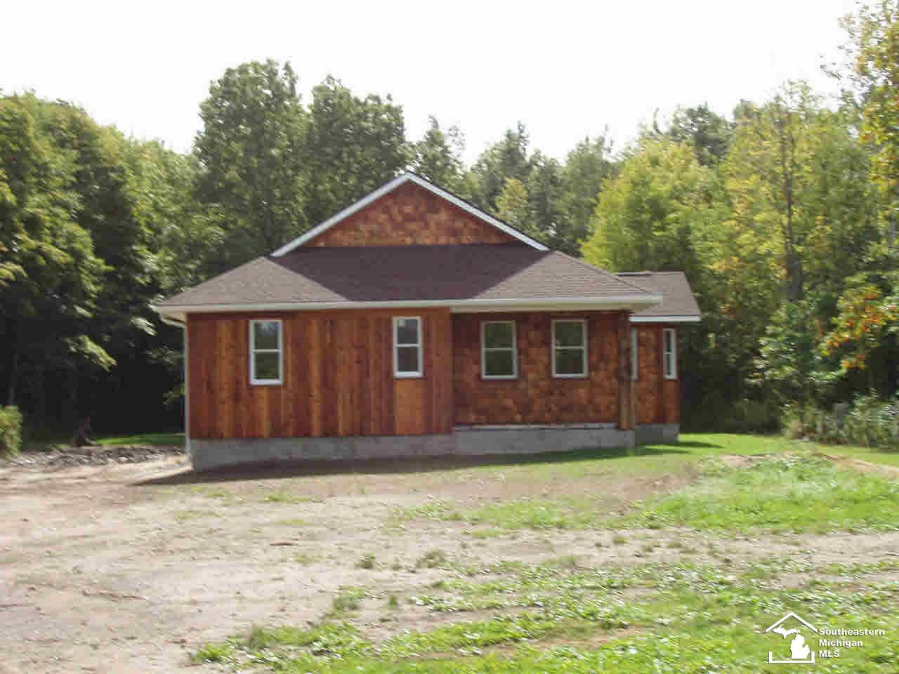 11601 Grames Road Milan, MI 48160 - Photo 9 of 9 20449543-8.JPG