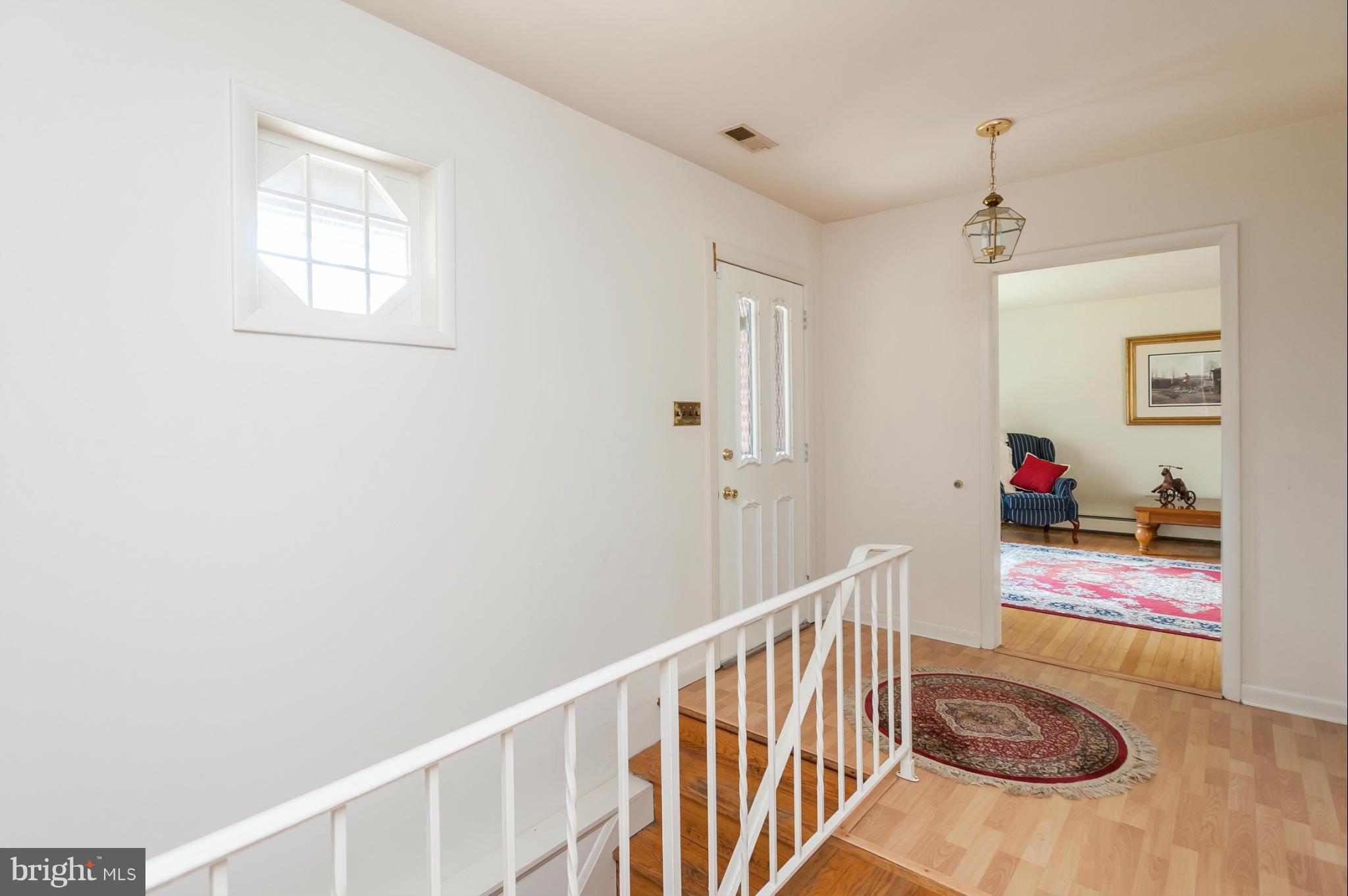 3224 Blenheim Road Phoenix, MD 21131 - Photo 11 of 28 Welcoming foyer