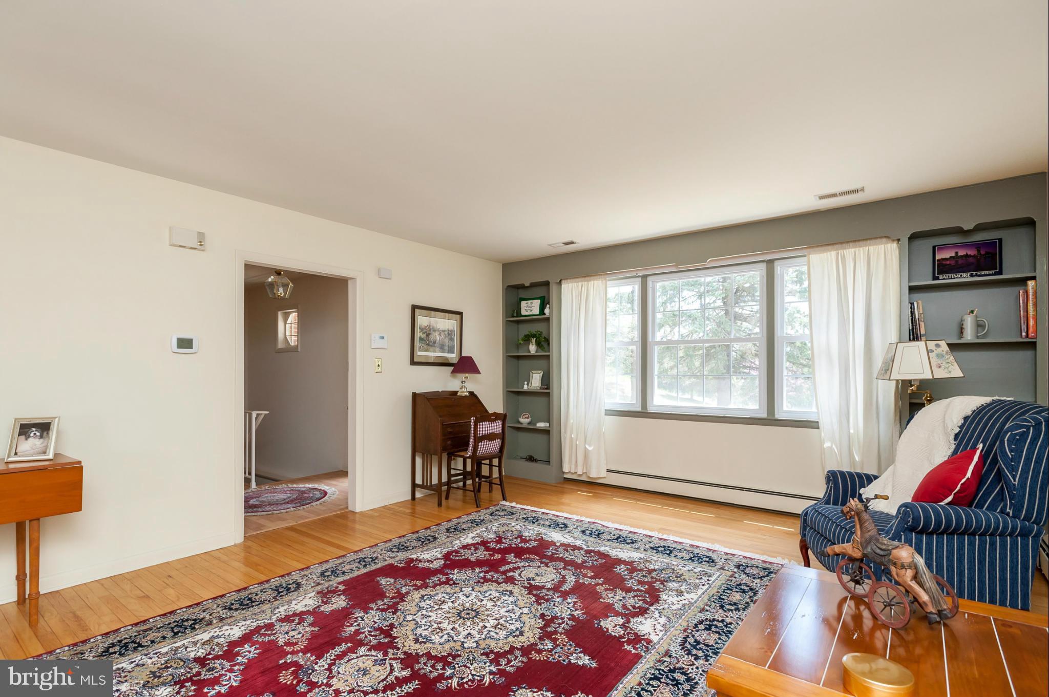 3224 Blenheim Road Phoenix, MD 21131 - Photo 6 of 28 picture window & built ins