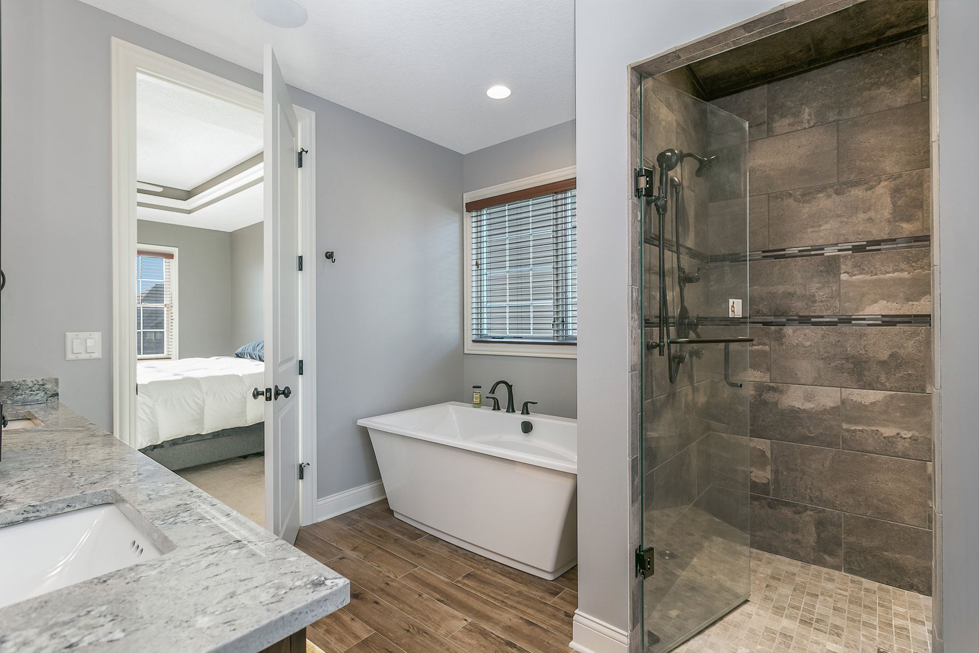 6463 Cardinal Road Bettendorf, IA 52722 - Photo 23 of 46 Gallery Image 23