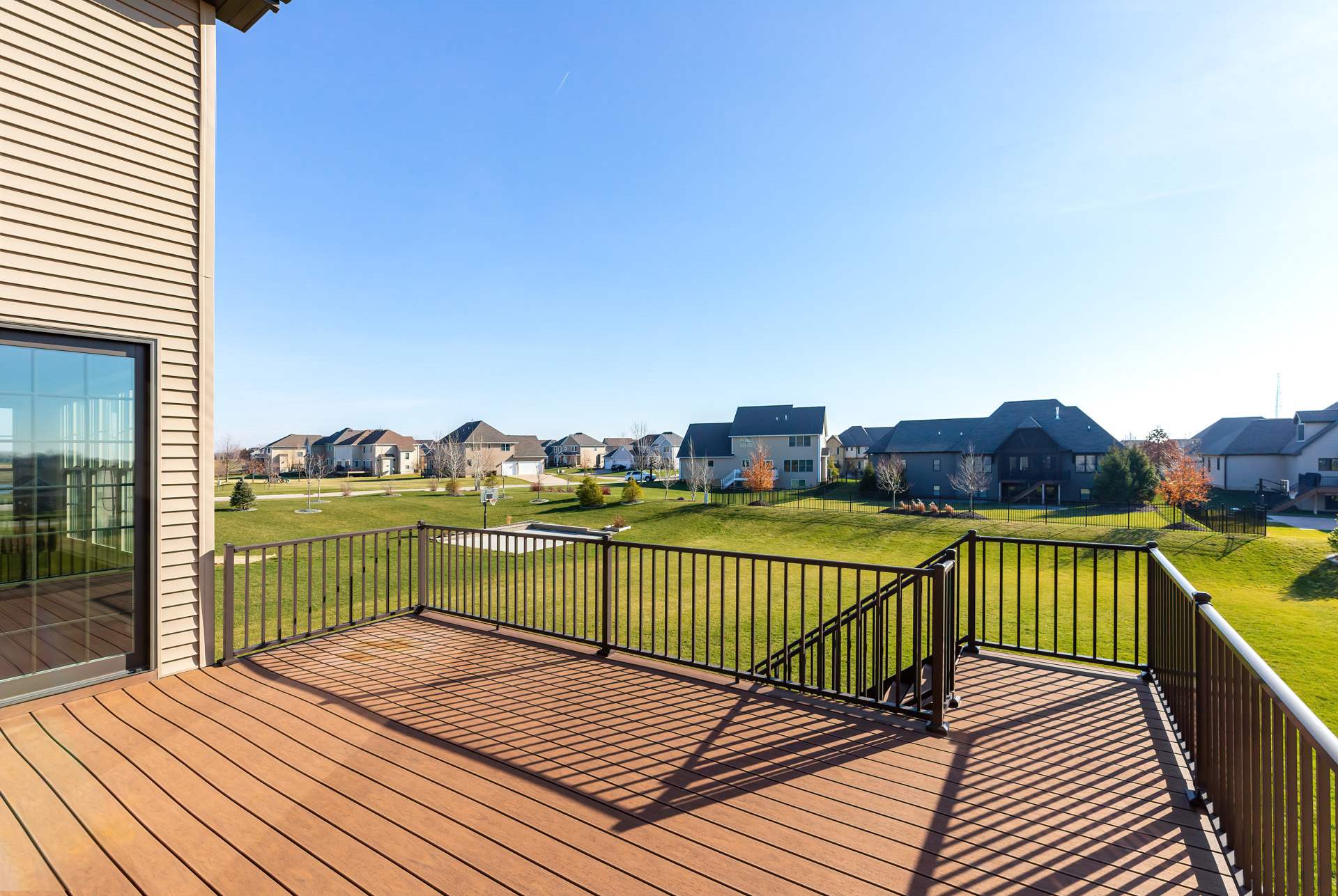 6463 Cardinal Road Bettendorf, IA 52722 - Photo 38 of 46 Gallery Image 38