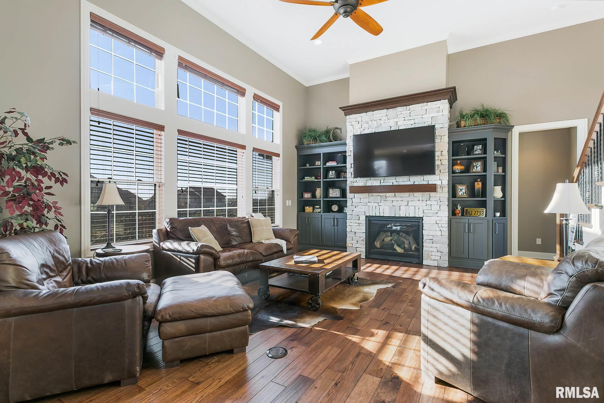6463 Cardinal Road Bettendorf, IA 52722 - Photo 9 of 46 Gallery Image 9