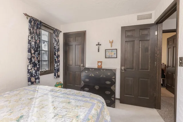 $269,000 | 28 Chatsford Court, Bloomington, IL 61704