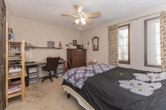 $269,000 | 28 Chatsford Court, Bloomington, IL 61704