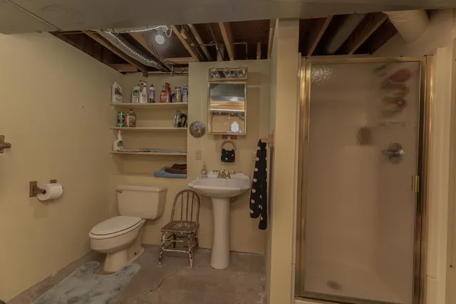 $269,000 | 28 Chatsford Court, Bloomington, IL 61704