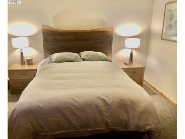 $85,000 | 804 Riverside Street, Maupin, OR 97037