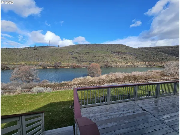 $85,000 | 804 Riverside Street, Maupin, OR 97037