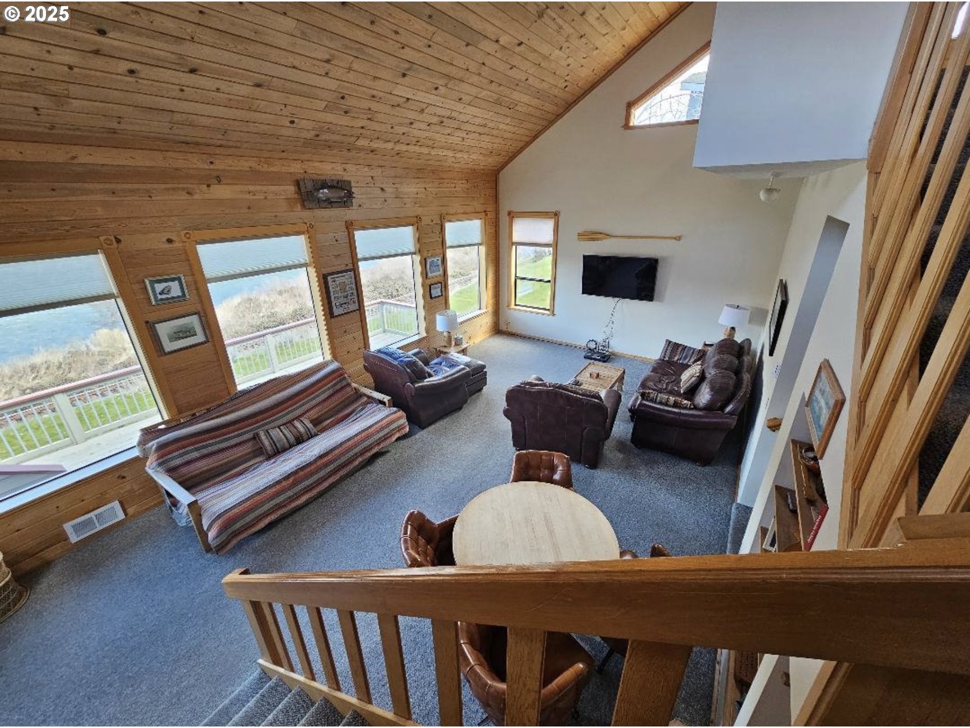 804 Riverside Street Maupin, OR 97037 - Photo 7 of 11