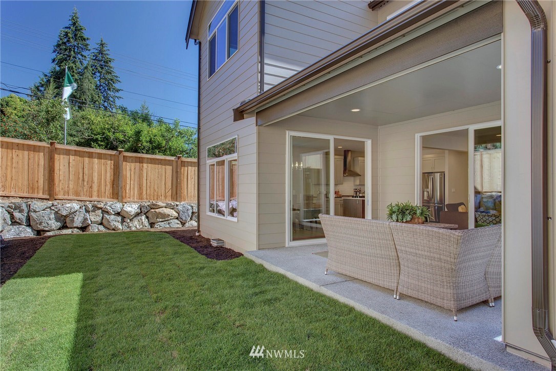 22128 17th Avenue West, Unit 1 Bothell, WA 98021 - Photo 6 of 39