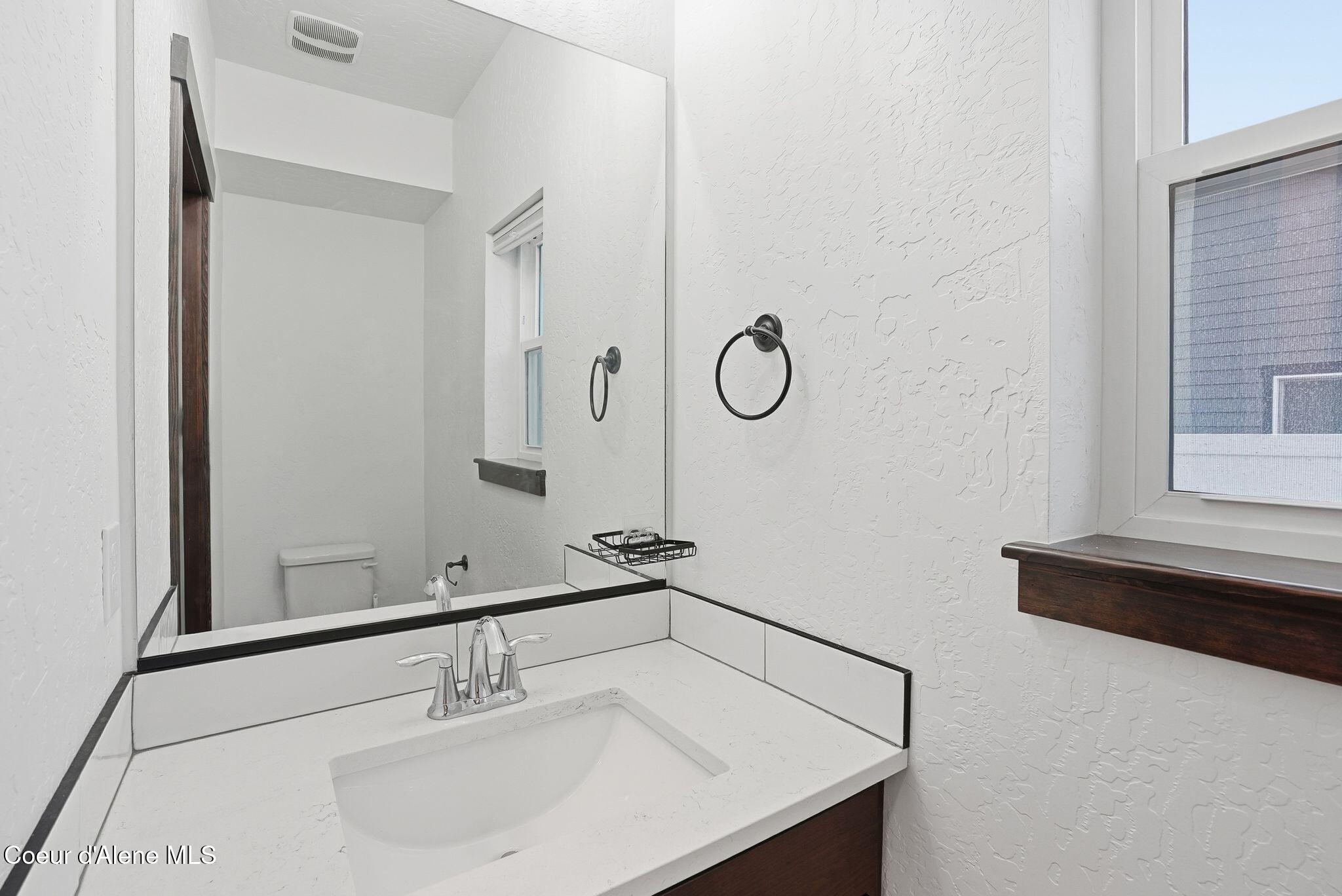 8323 West Splitrail Avenue Rathdrum, ID 83858 - Photo 12 of 34 8323 splitrail