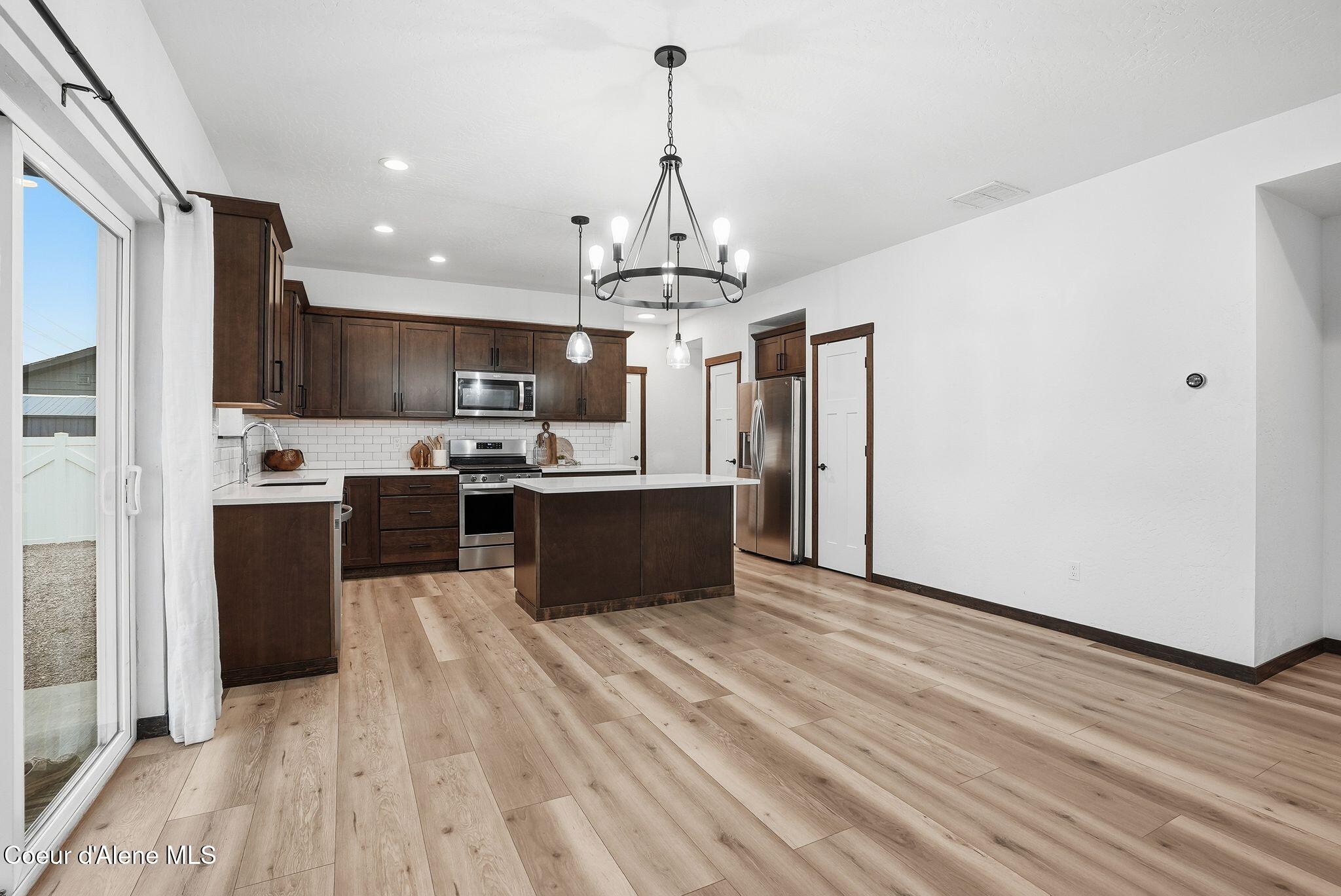 8323 West Splitrail Avenue Rathdrum, ID 83858 - Photo 3 of 34 8323 splitrail