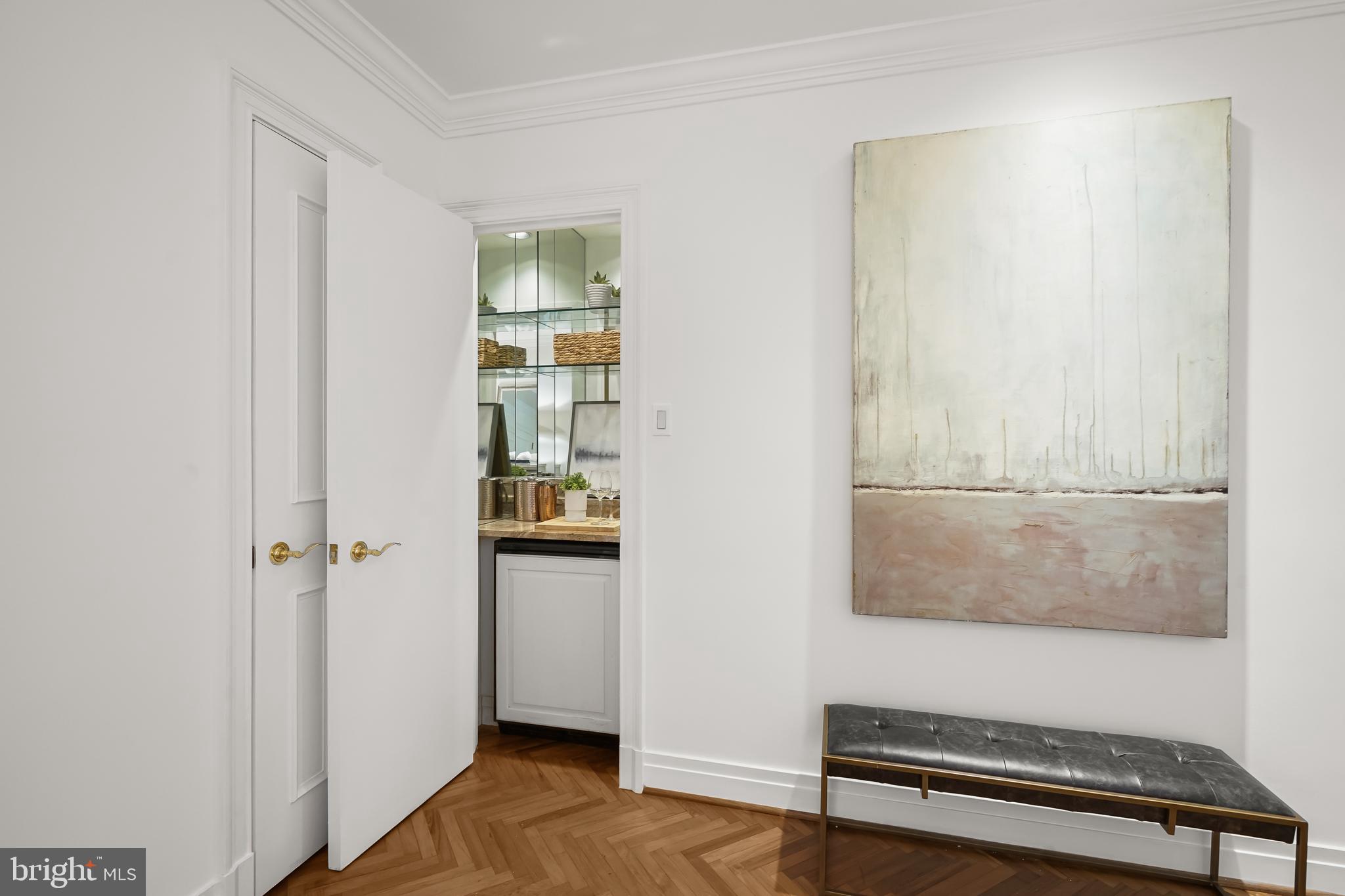 2700 Calvert Street Northwest, Unit 416 Washington, DC 20008 - Photo 4 of 33