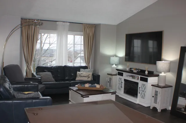 $369,900 | 1252 North Pine Drive Northeast, Pine Island, MN 55963