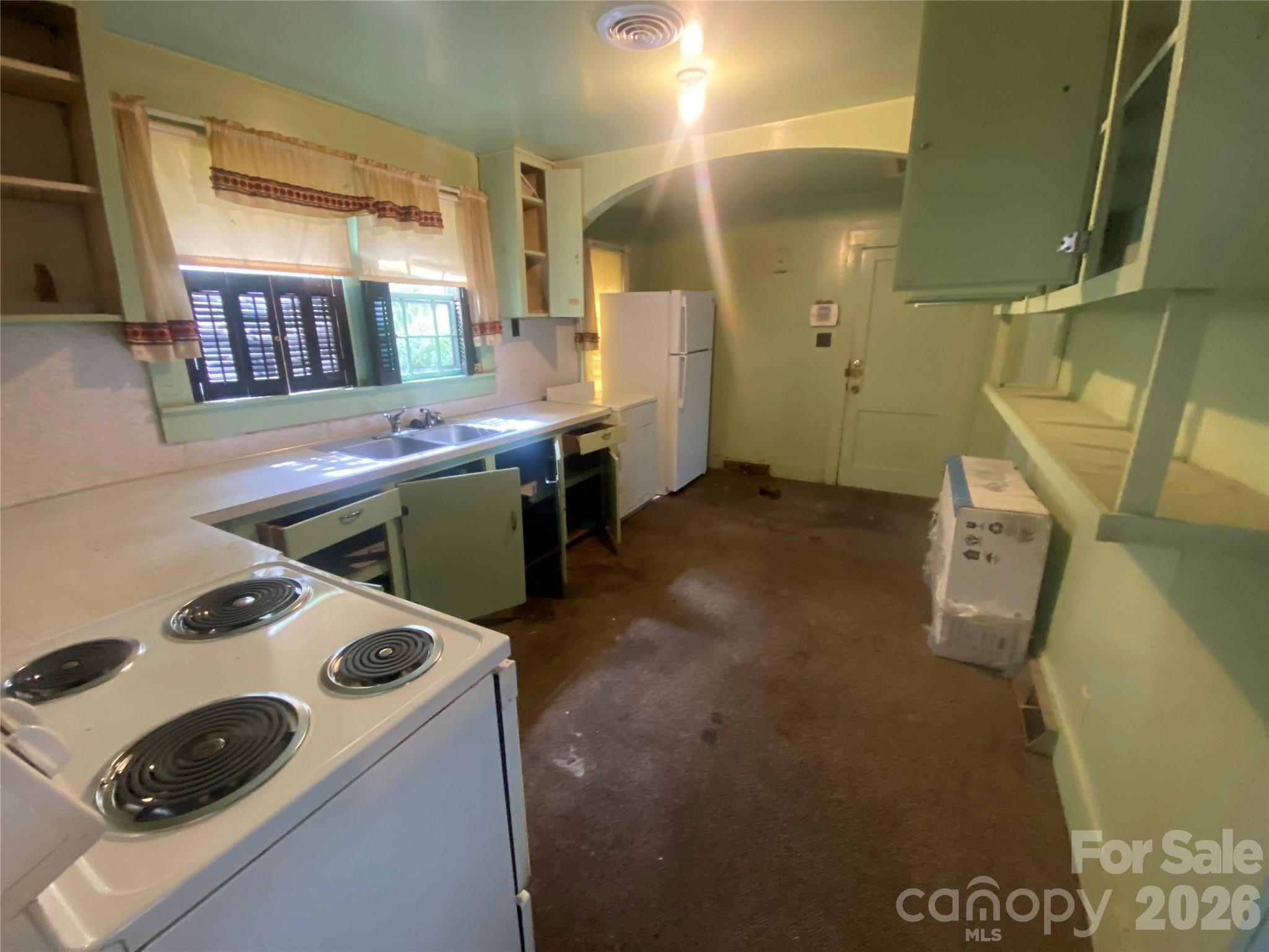 901 Indiana Street Kannapolis, NC 28083 - Photo 5 of 13