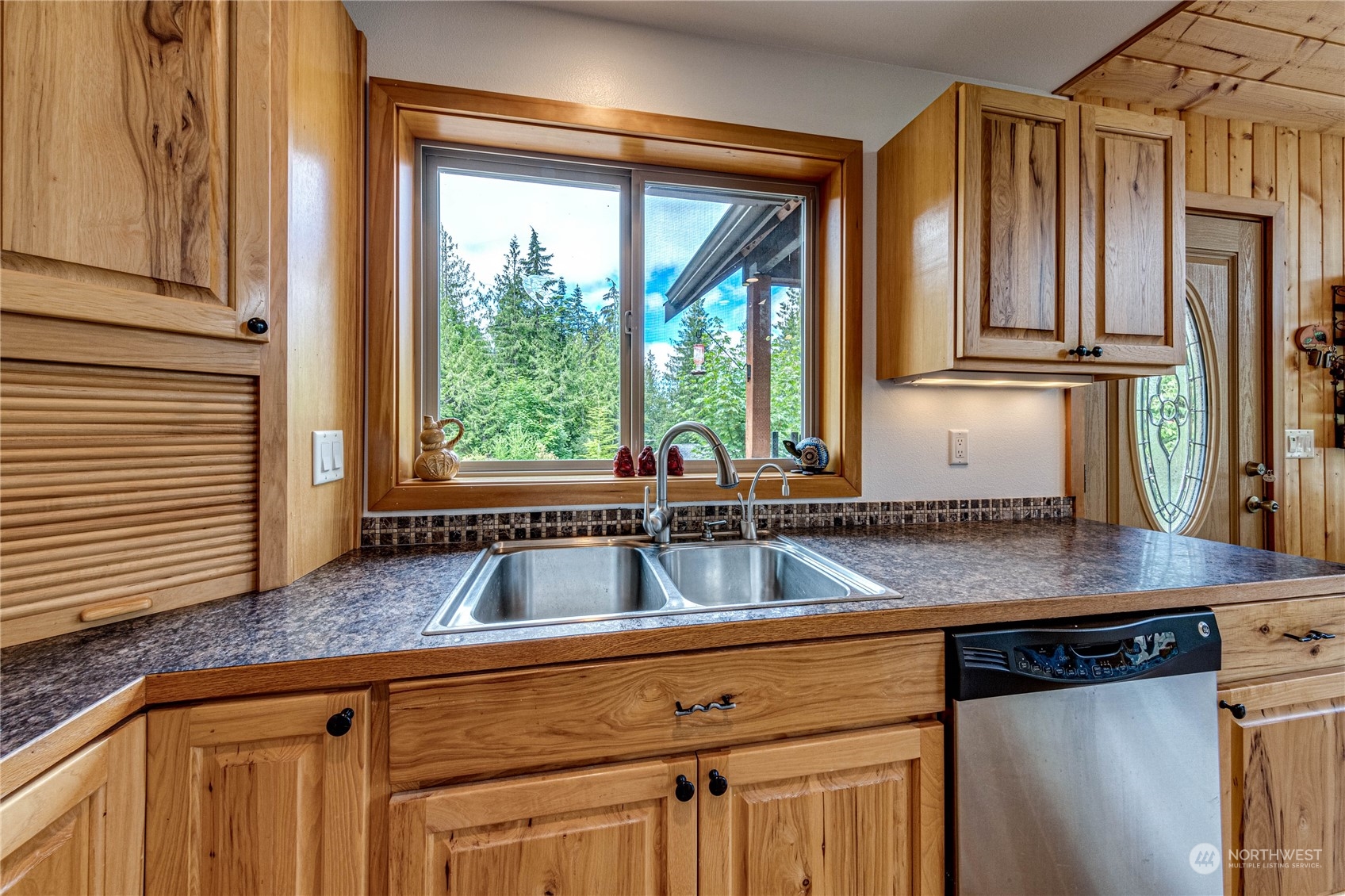 141 Southridge Road Port Angeles, WA 98363 - Photo 7 of 40 Gallery Image 7