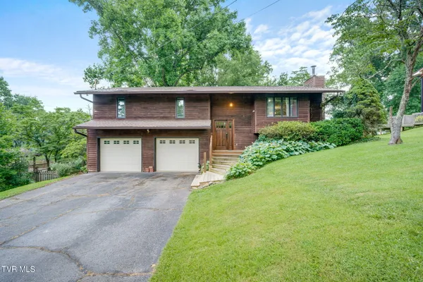 $360,000 | 304 Highland Road, Jonesborough, TN 37659
