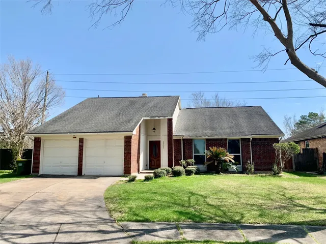 $2,200 | 2903 Bentley Court, Pearland, TX 77584