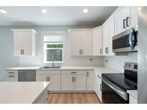 $569,000 | 1730 Wayfarer Lane, Tillamook, OR 97141