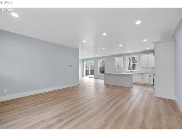 $569,000 | 1730 Wayfarer Lane, Tillamook, OR 97141