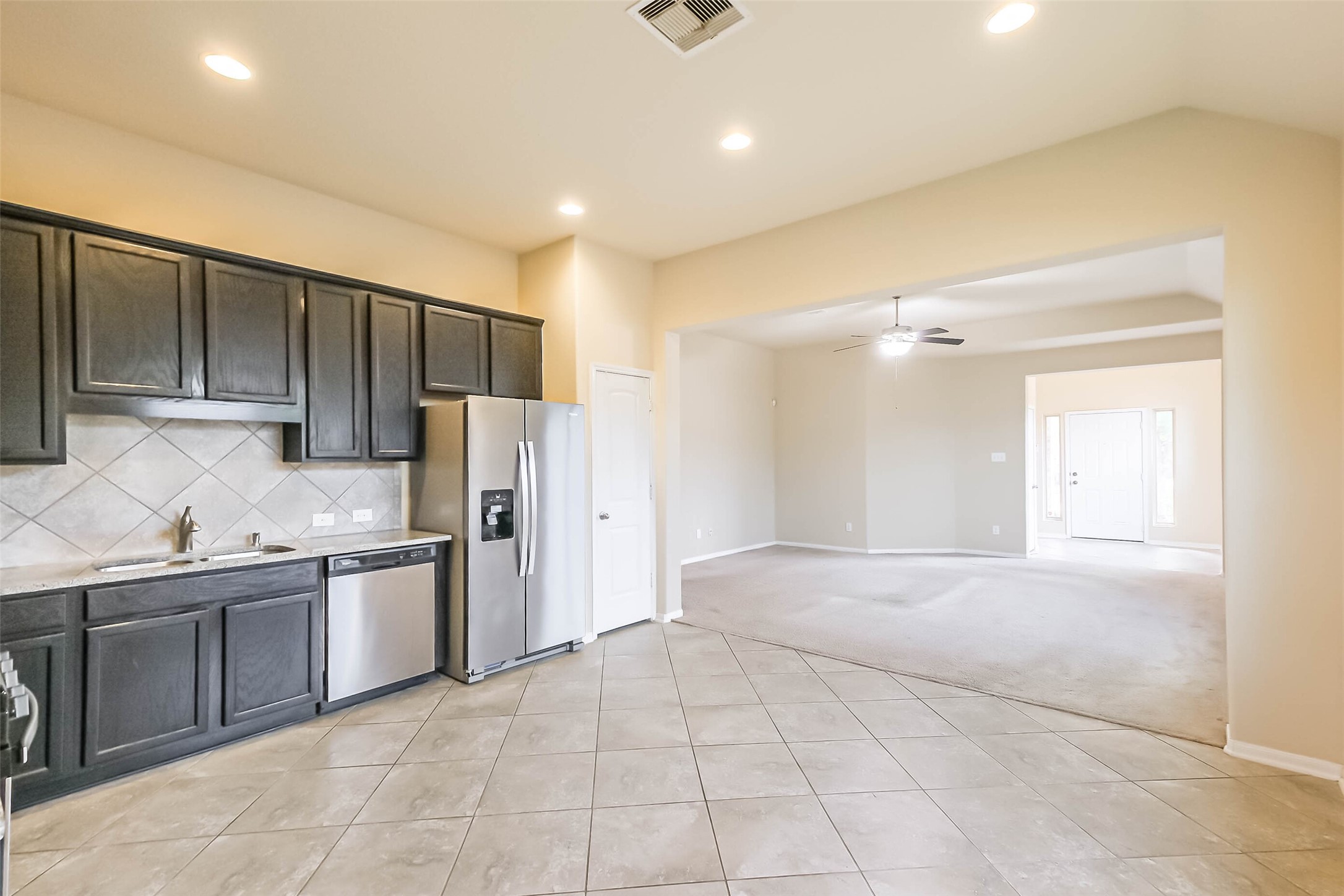10103 Blue Point Juniper Drive Houston, TX 77075 - Photo 14 of 28