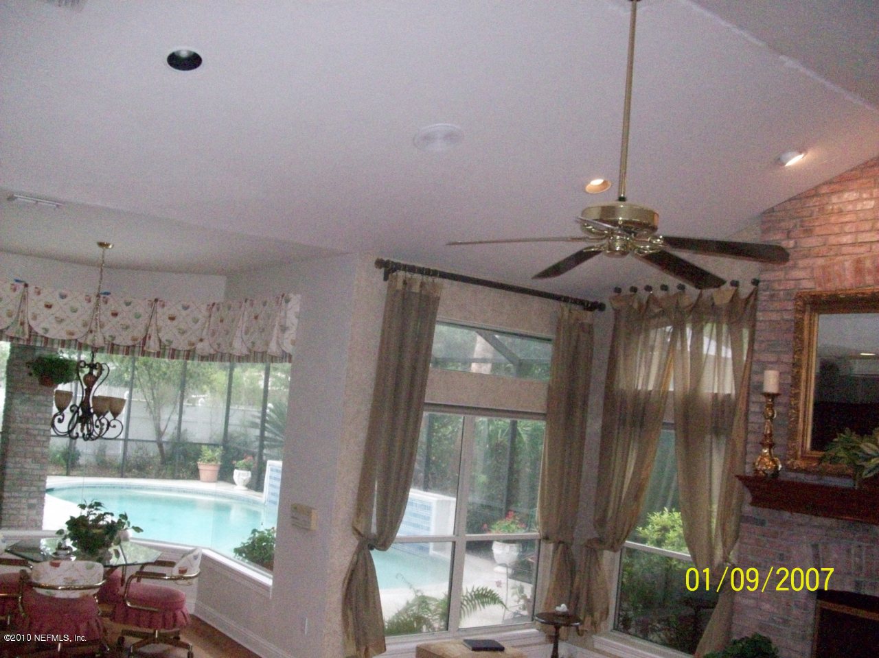 5828 Fort Sumter Road Jacksonville, FL 32210 - Photo 5 of 37 KITCHEN LOOKING AT POOL