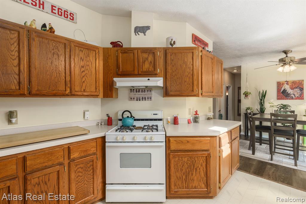 7447 Gale Road Grand Blanc, MI 48439 - Photo 31 of 54