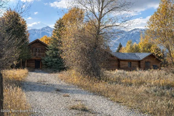 $2,995,000 | 7505 North Roberta Drive, Jackson, WY 83001