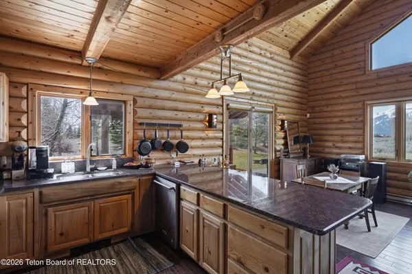 $2,995,000 | 7505 North Roberta Drive, Jackson, WY 83001