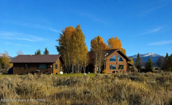 $2,995,000 | 7505 North Roberta Drive, Jackson, WY 83001
