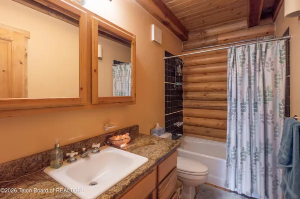 $2,995,000 | 7505 North Roberta Drive, Jackson, WY 83001