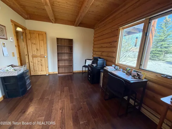 $2,995,000 | 7505 North Roberta Drive, Jackson, WY 83001