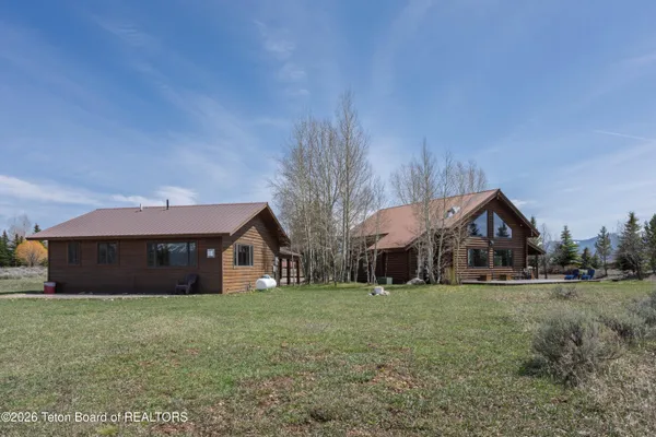 $2,995,000 | 7505 North Roberta Drive, Jackson, WY 83001