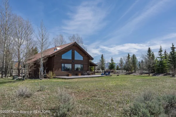 $2,995,000 | 7505 North Roberta Drive, Jackson, WY 83001