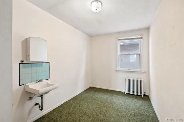 a view of front door with a door