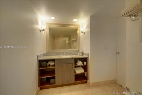 $260,000 | 2670 East Sunrise Boulevard, Unit 623, Fort Lauderdale, FL 33304