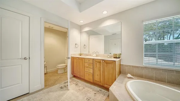 $7,750 | 14041 Bellagio Way, Unit 316, Osprey, FL 34229