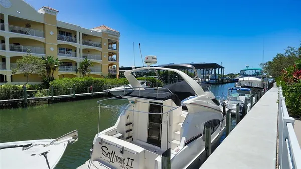 $7,750 | 14041 Bellagio Way, Unit 316, Osprey, FL 34229