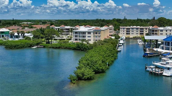 $7,750 | 14041 Bellagio Way, Unit 316, Osprey, FL 34229