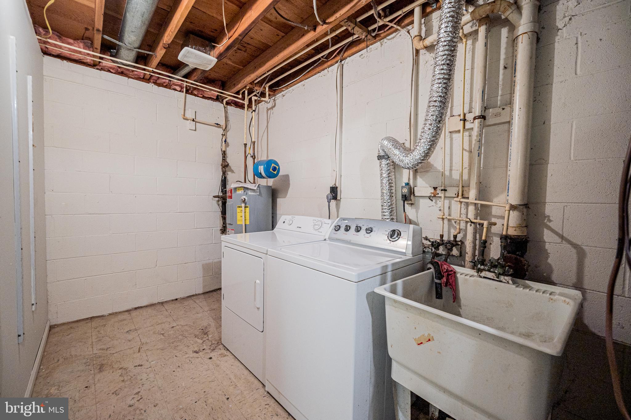 15967 Dorset Road Laurel, MD 20707 - Photo 22 of 27 Great storage