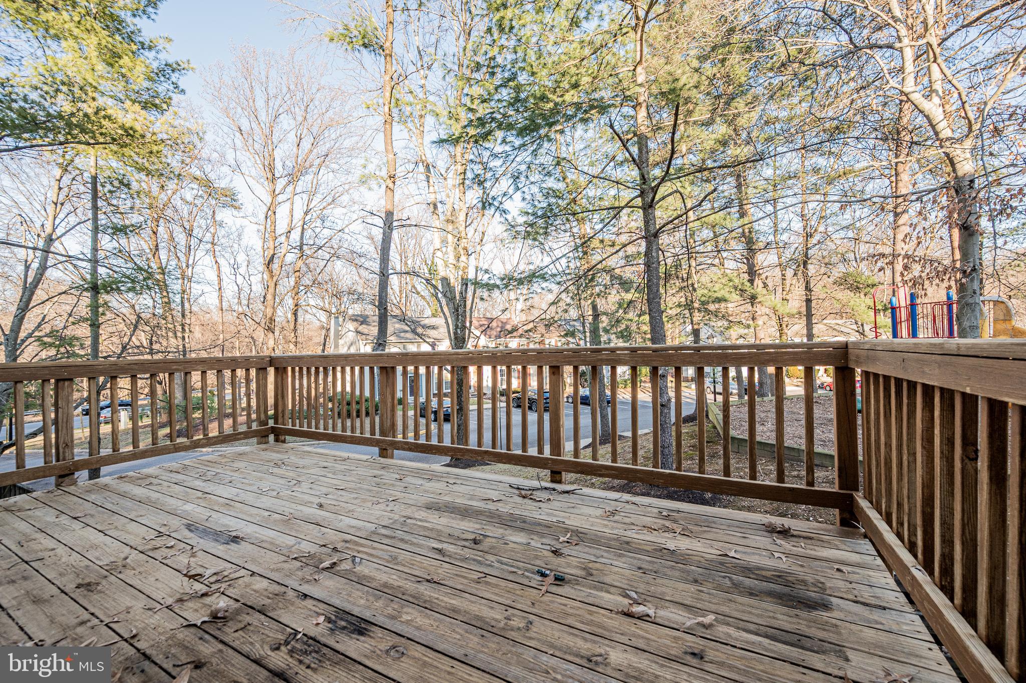15967 Dorset Road Laurel, MD 20707 - Photo 6 of 27 Huge deck, recently powerwashed