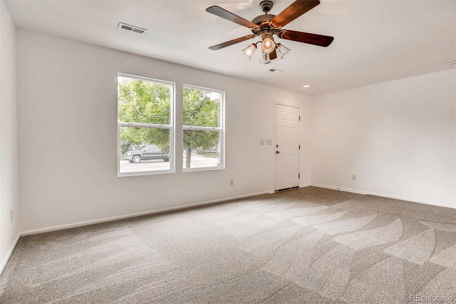 10443 Lower Ridge Road Longmont, CO 80504 - Photo 7 of 28 Gallery Image 7