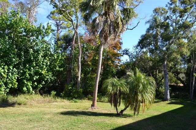 a view of an entryway