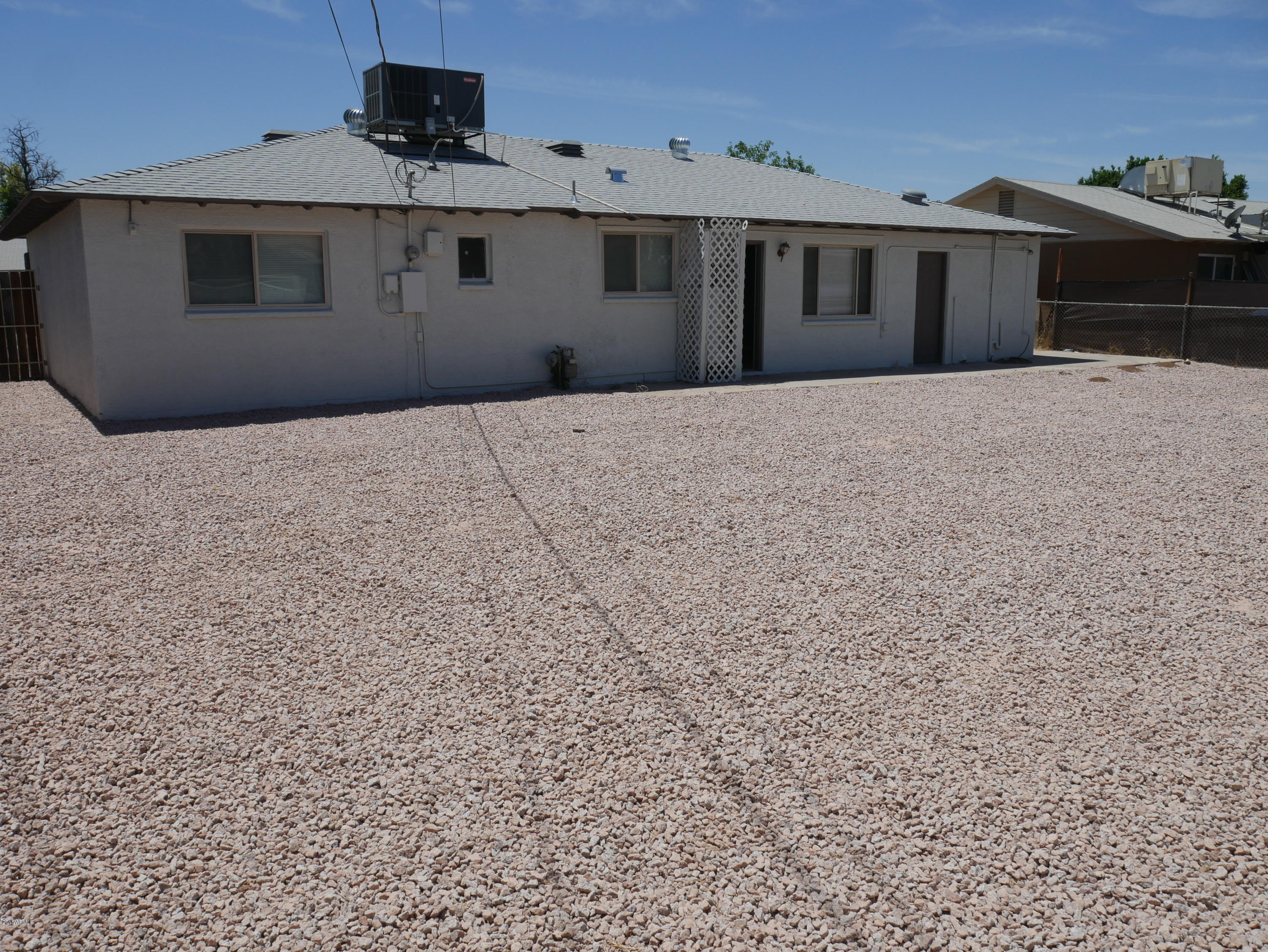 5024 West Cheery Lynn Road Phoenix, AZ 85031 - Photo 11 of 14 P1020126