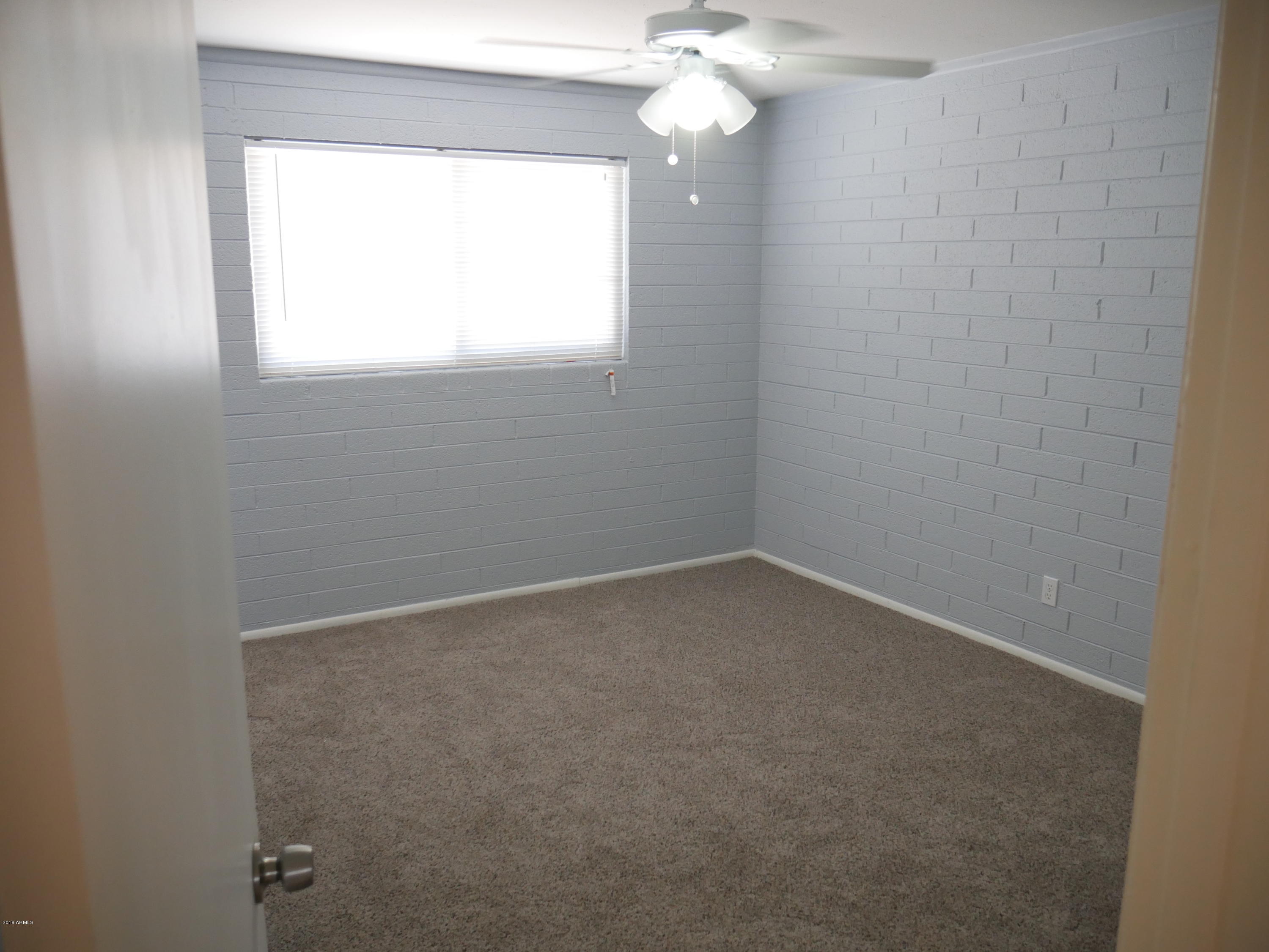 5024 West Cheery Lynn Road Phoenix, AZ 85031 - Photo 7 of 14 P1020092